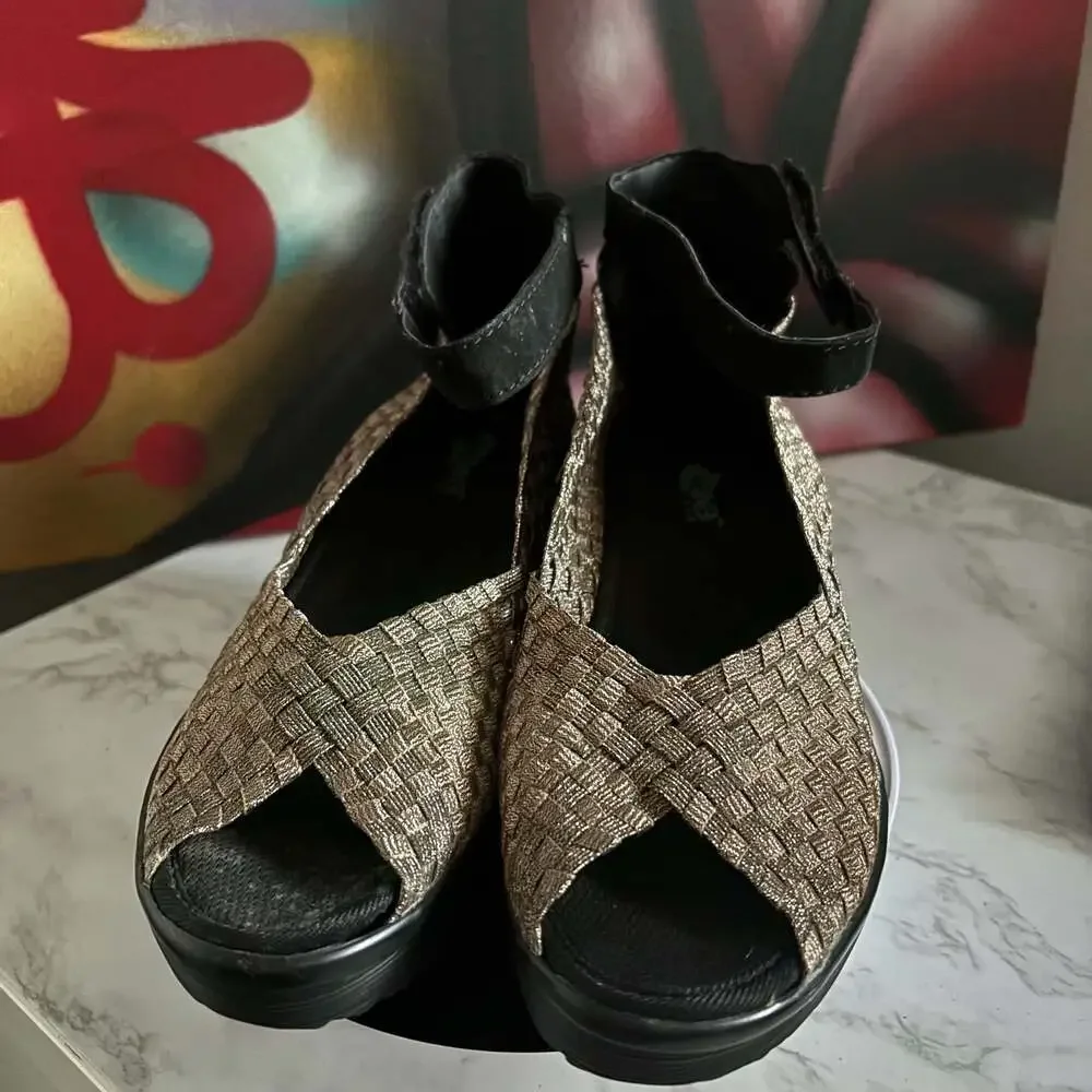 Serene Island Bronze Woven Elastic Wedge Sandals Size 9